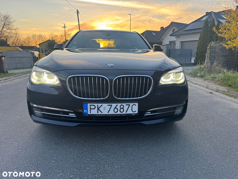 BMW Seria 7 740d xDrive - 2