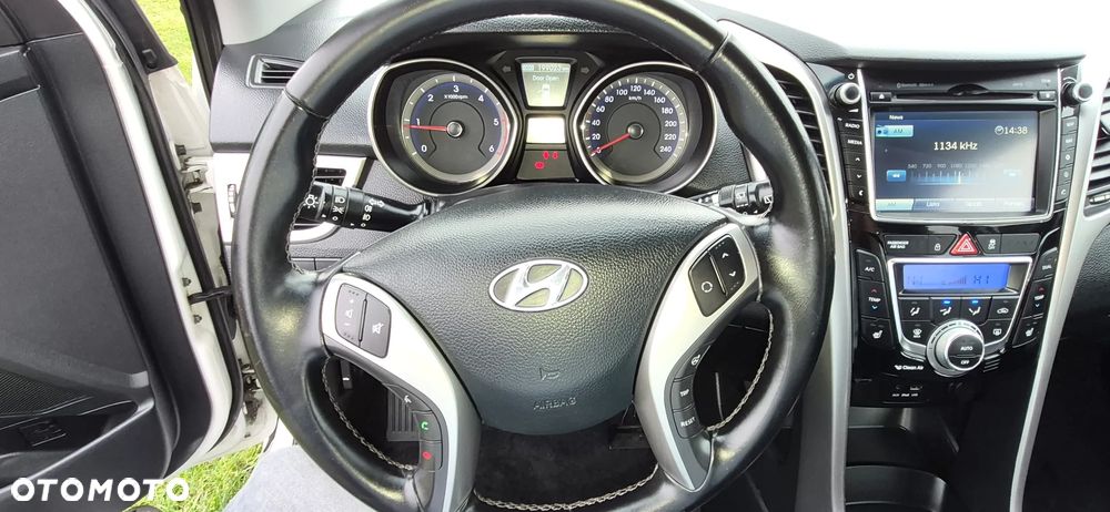 Hyundai i30 i30cw 1.6 CRDi blue Classic - 19