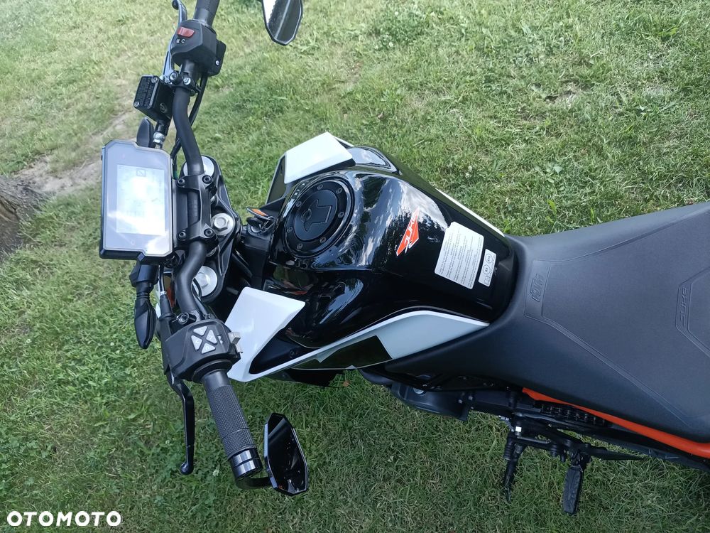 KTM Duke 125 - 11