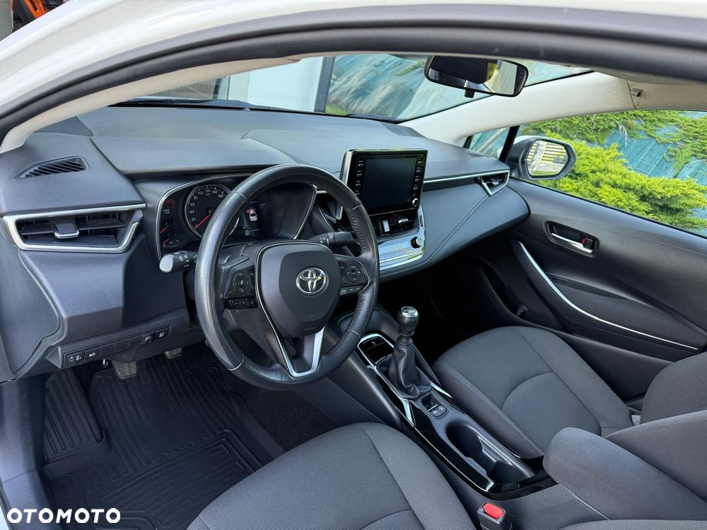 Toyota Corolla 1.5 Comfort - 13