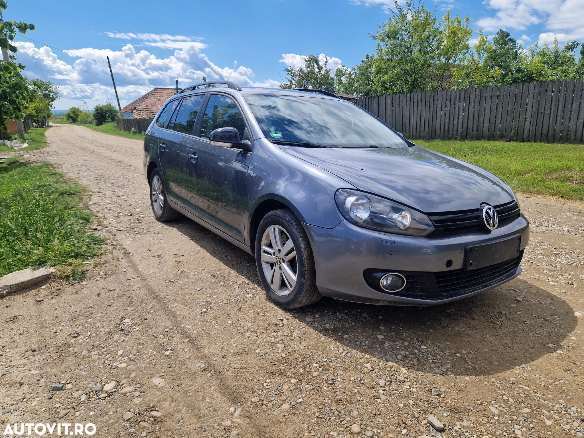 Volkswagen Golf 2.0 TDI DPF MATCH - 6