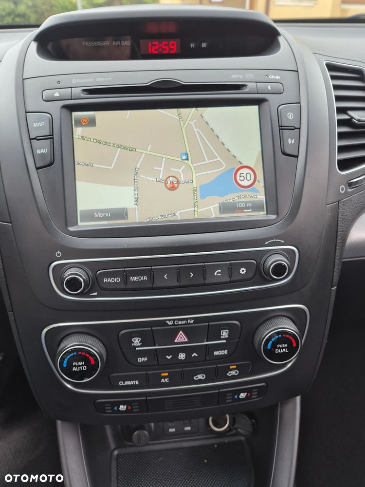 Kia Sorento - 35