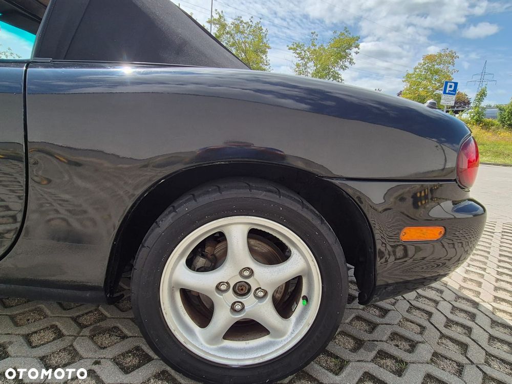 Mazda MX-5 1.6i 16V Memories - 8