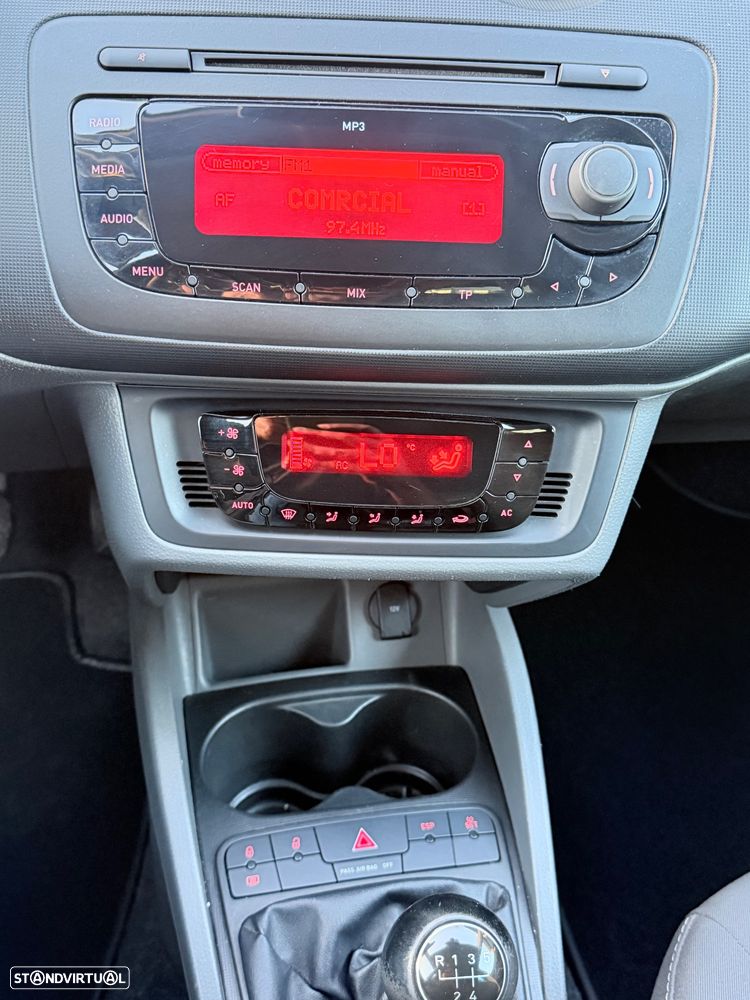 SEAT Ibiza ST 1.6 TDI Copa DPF - 17