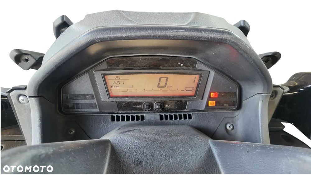 SUZUKI BURGMAN 650 EXECUTIVE licznik - 1