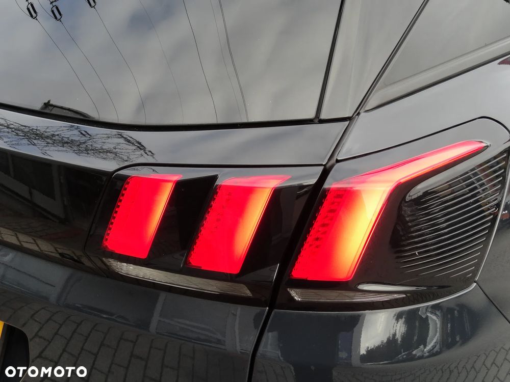 Peugeot 3008 1.5 BlueHDi Allure Pack S&S - 31