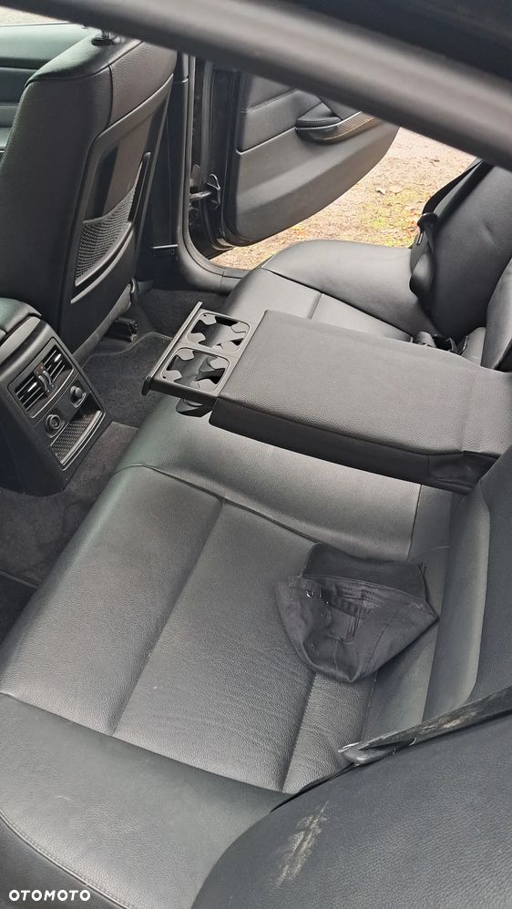 BMW Seria 3 320d DPF Efficient Dynamics Edition - 15