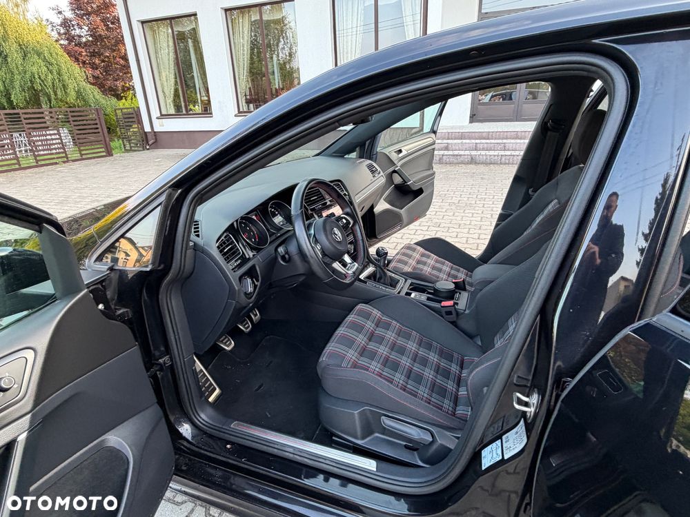 Volkswagen Golf 2.0 TSI BMT GTI Performance - 21
