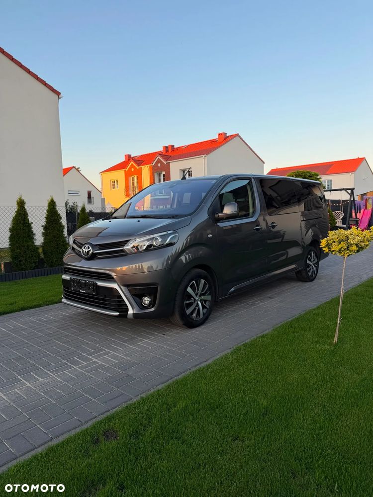 Toyota Proace Verso 2.0 D4-D Medium Family - 1