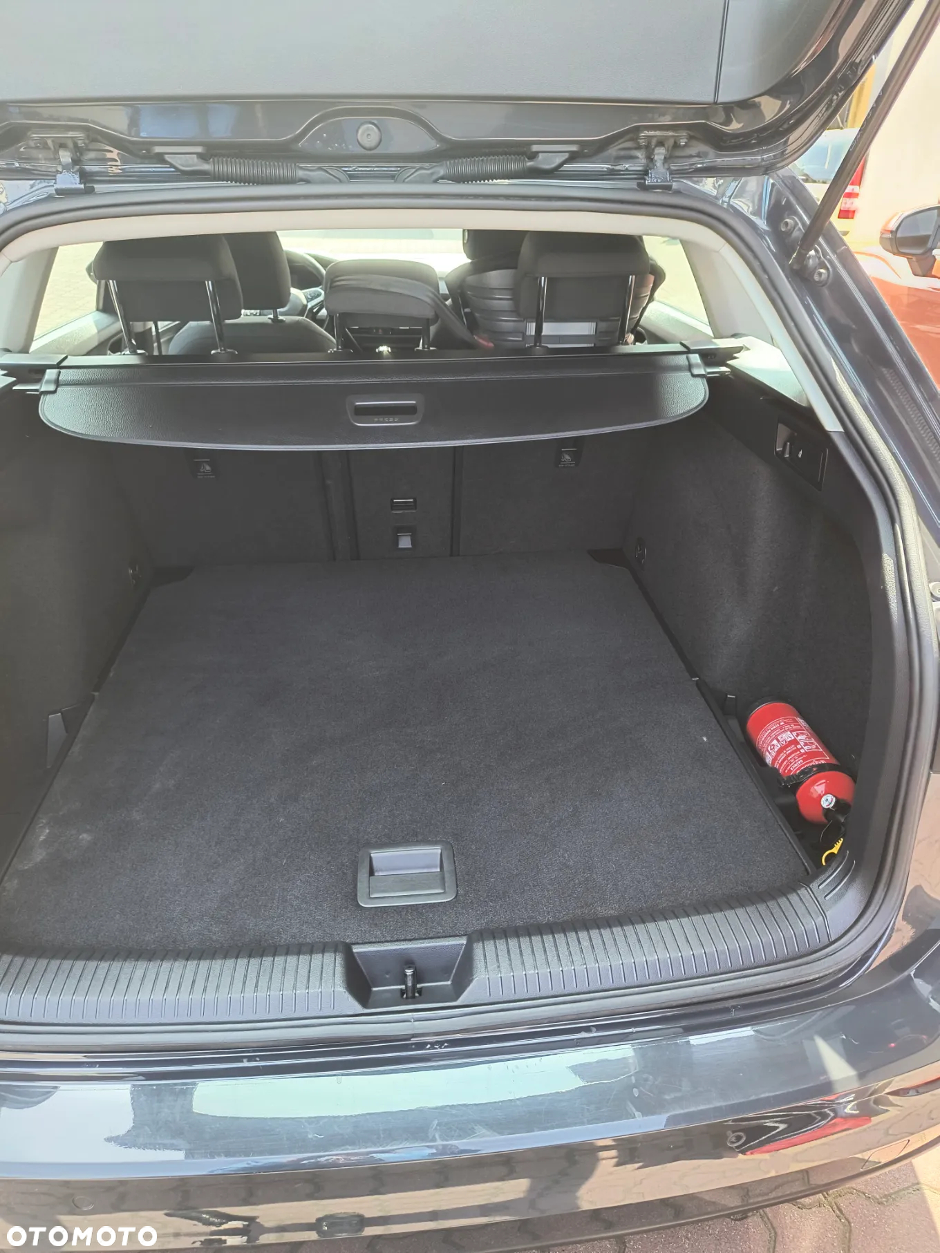 Volkswagen Golf - 6