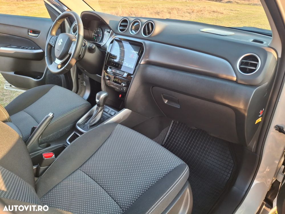 Suzuki Vitara - 11