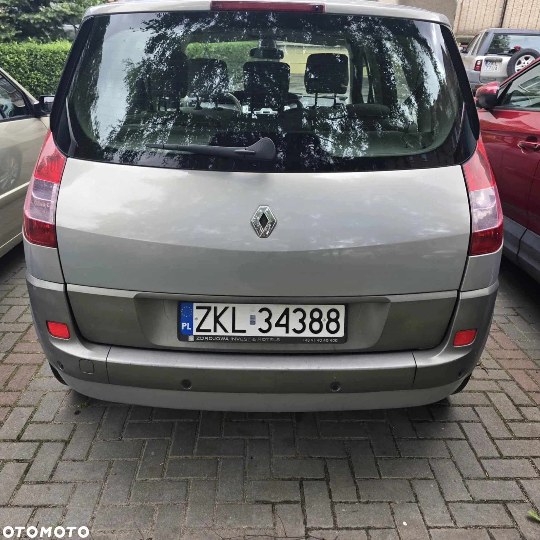 Renault Scenic 2.0 Confort Privilege - 4