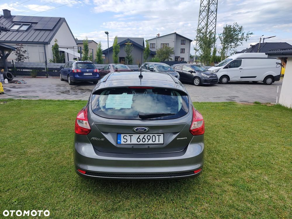 Ford Focus - 17
