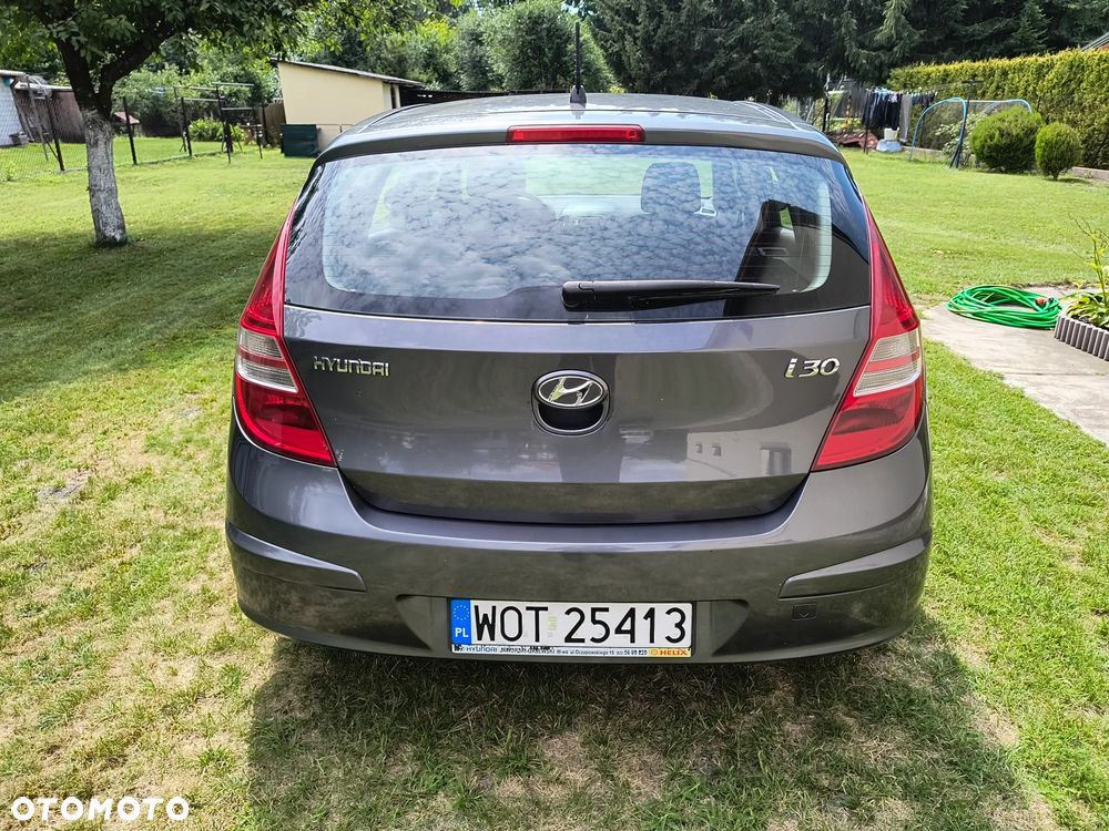 Hyundai i30 1.4 Base - 8