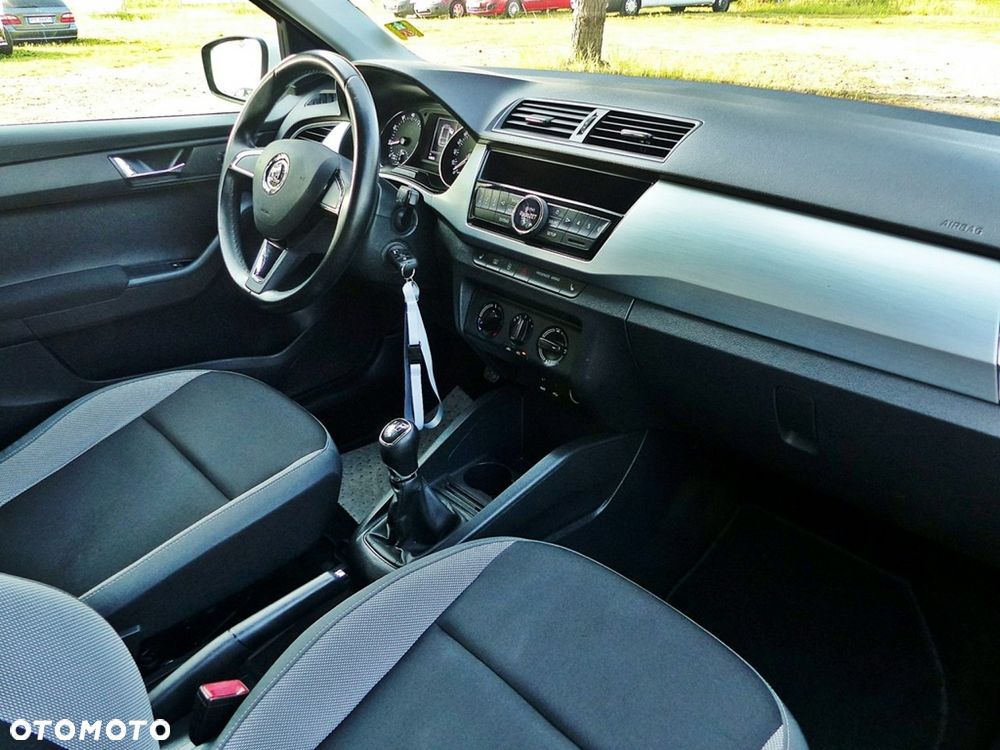 Skoda Fabia 1.2 TSI Ambition - 25