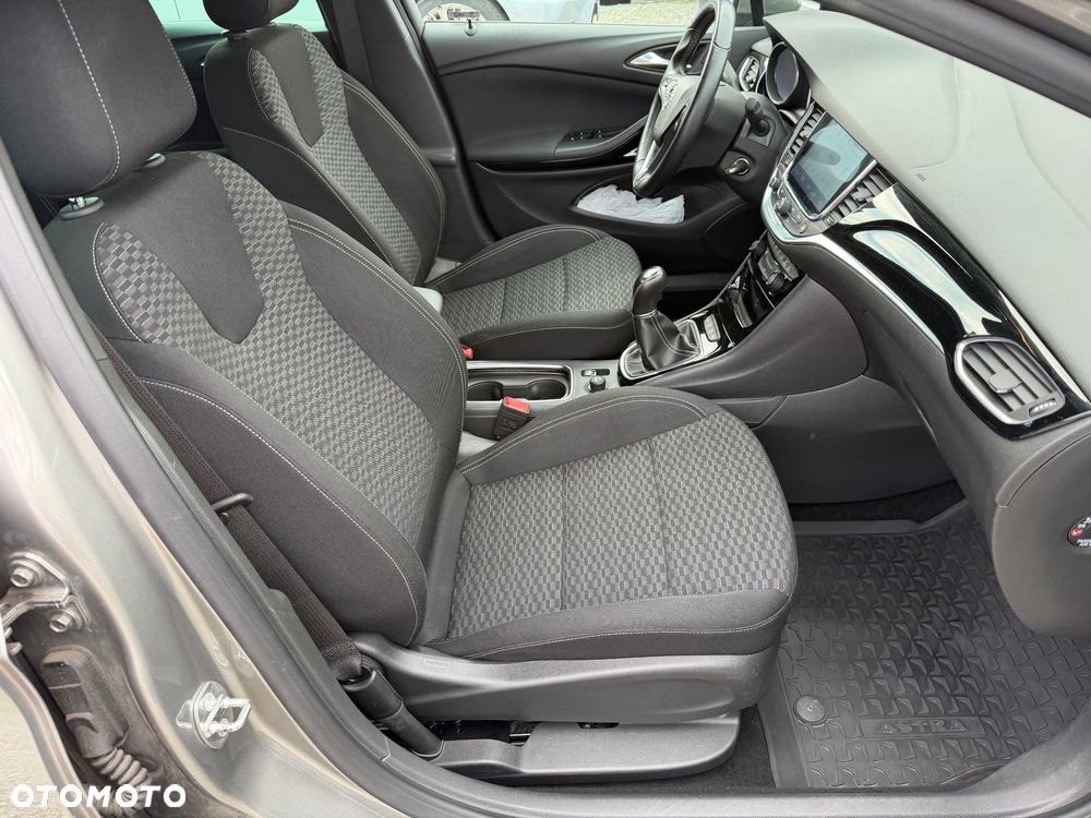 Opel Astra 1.4 Turbo Start/Stop Dynamic - 31