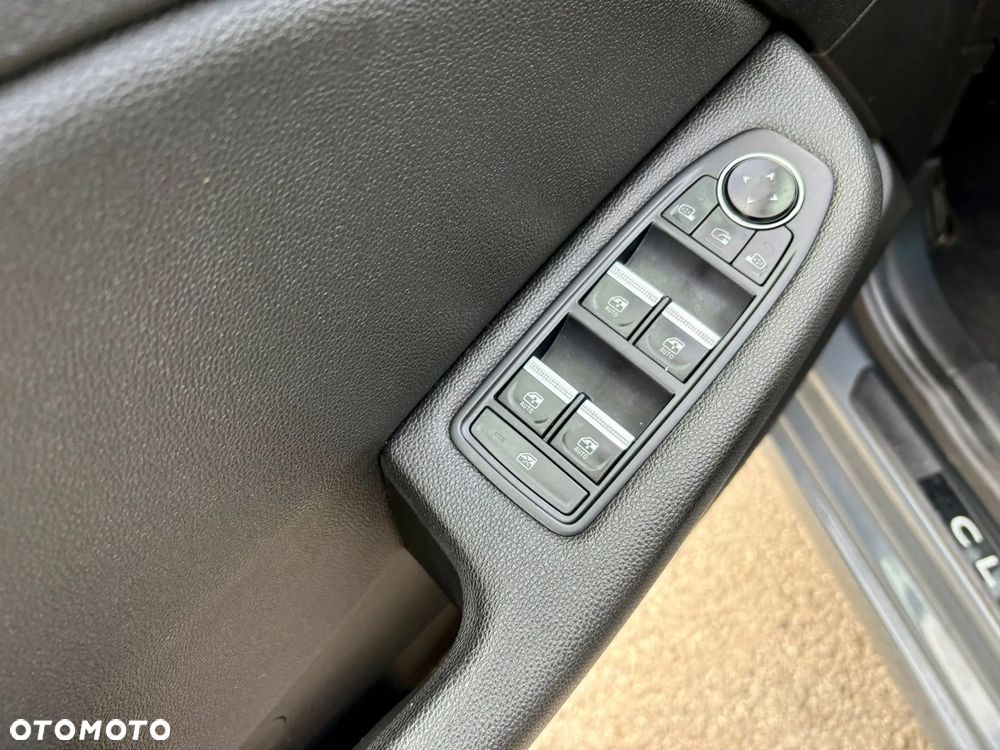 Renault Clio E-TECH 140 INTENS - 7