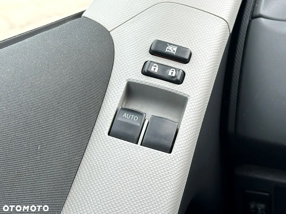 Toyota Yaris 1.0 Luna - 11