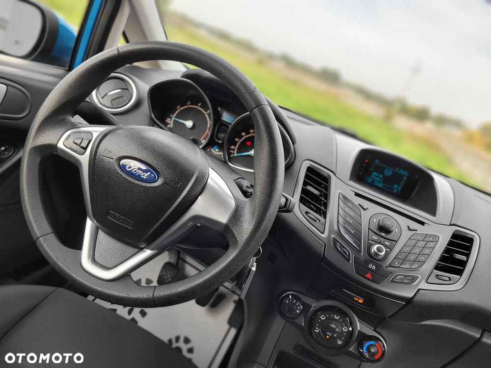 Ford Fiesta 1.25 Silver X plus EU5 - 21