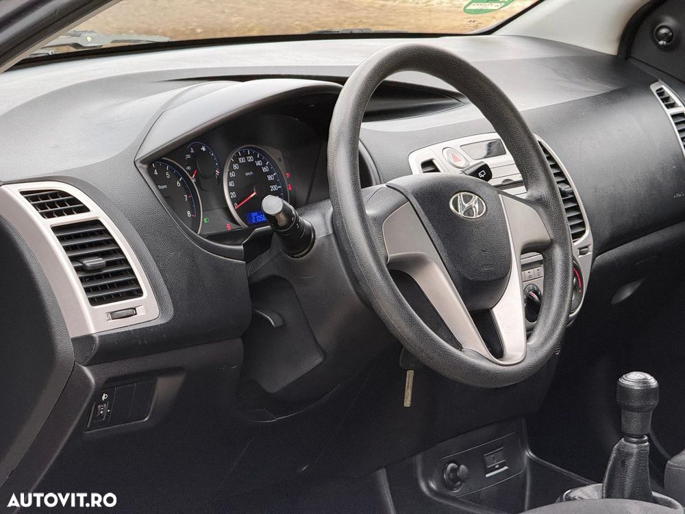 Hyundai i20 1.2 Comfort - 11
