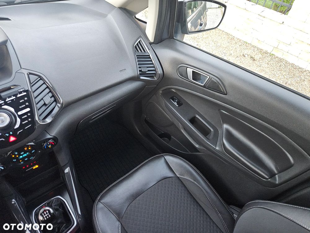 Ford EcoSport - 34