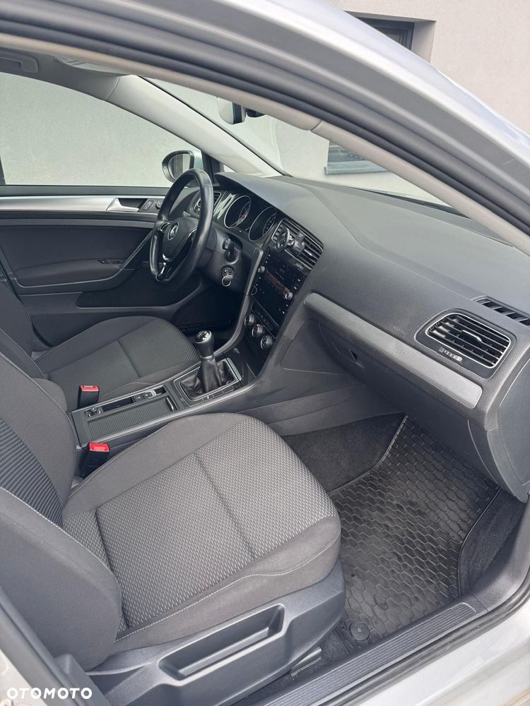 Volkswagen Golf 1.0 TSI BMT Trendline - 2