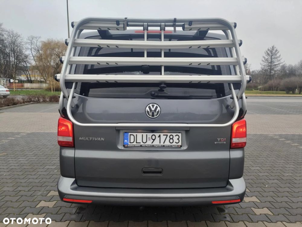 Volkswagen Multivan - 15
