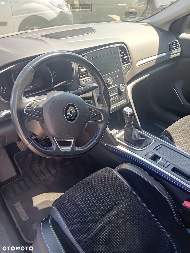 Renault Megane 1.2 16V TCe Limited EDC - 4