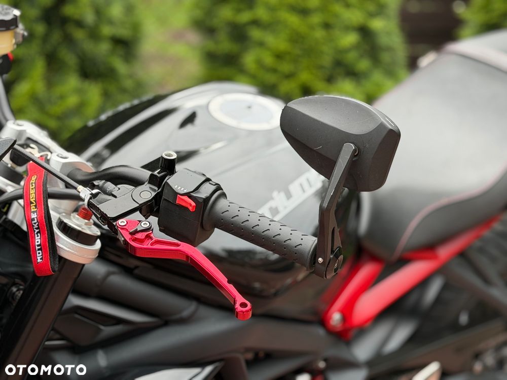 Triumph Street Triple - 24