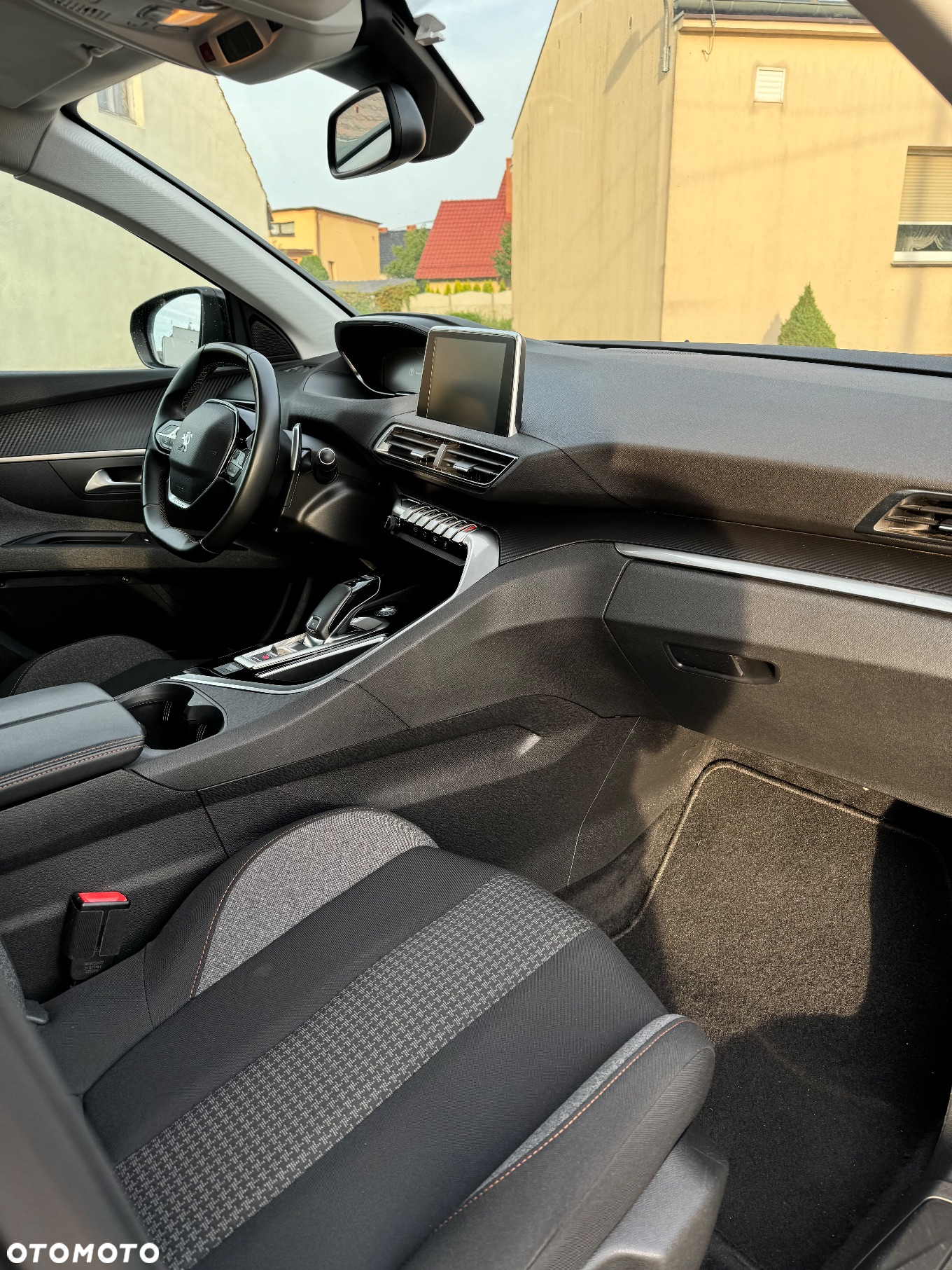 Peugeot 3008 1.5 BlueHDi Active S&S EAT8 - 6