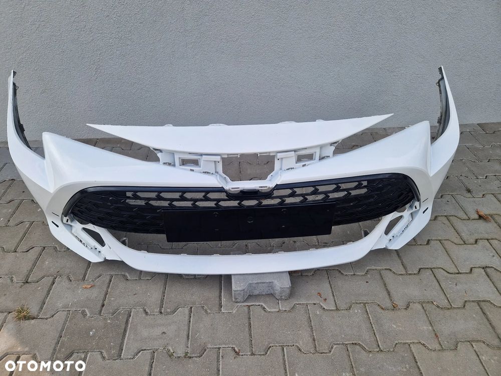 Zderzak Toyota Corolla XII E21 E210 lift 2023 - bez dziur - 2