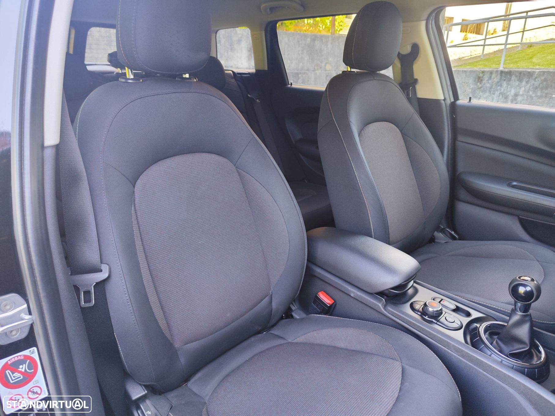 MINI Clubman One D - 16