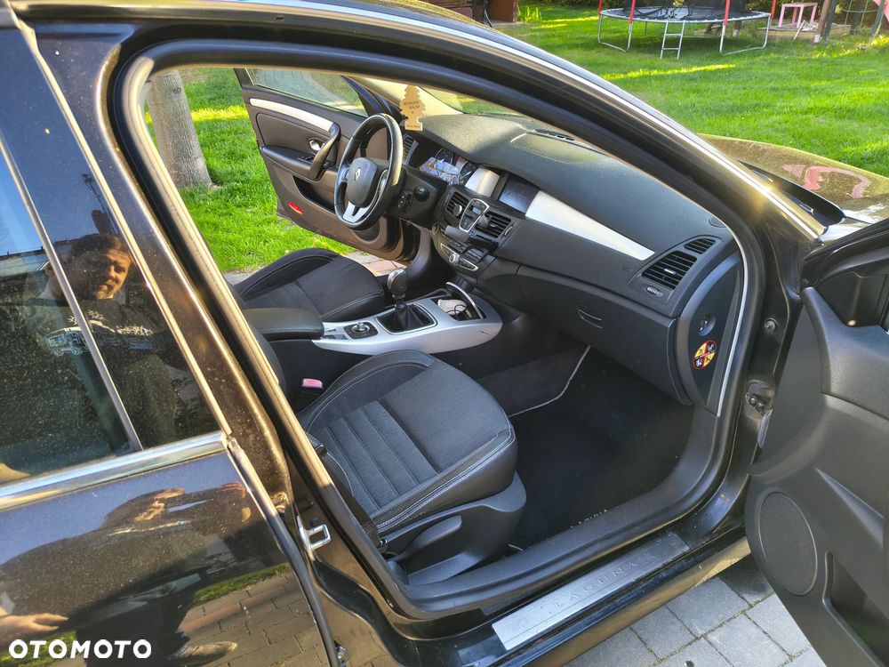 Renault Laguna dCi 150 FAP GT - 9