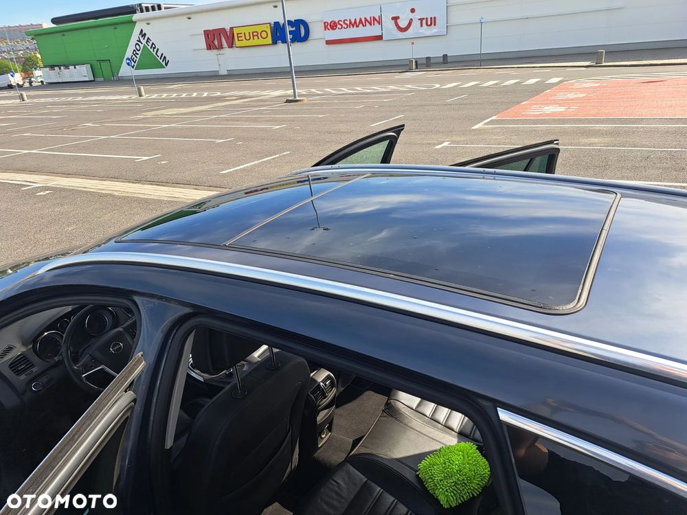 Opel Insignia 2.0 T Cosmo 4x4 - 12