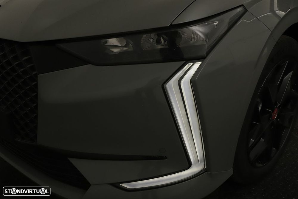 DS DS4 1.2 PureTech Performance Line EAT8 - 6