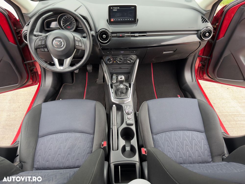 Mazda 2 - 6