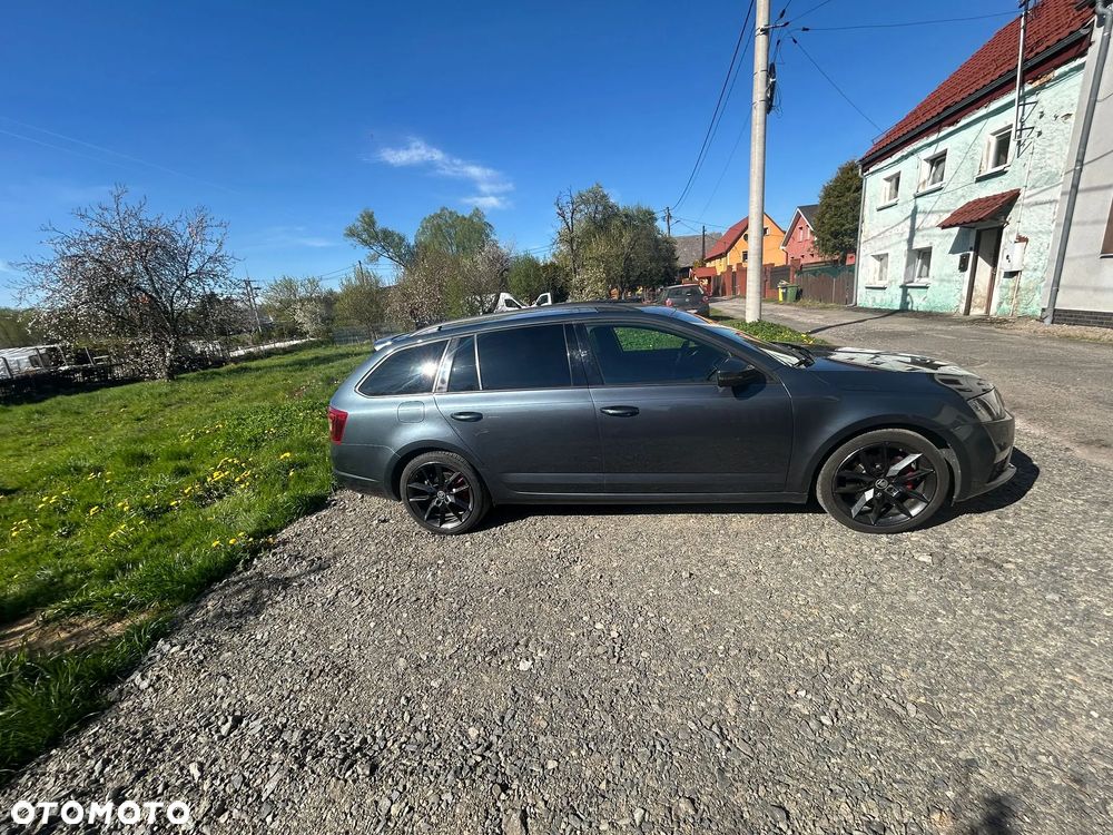 Skoda Octavia 2.0 TDI 4x4 DSG RS - 6