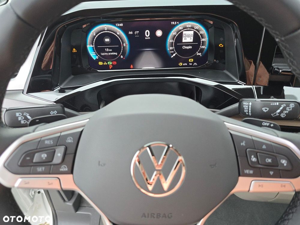 Volkswagen california Beach silnik: 2,0 l TDI SCR 150 KM / skrzynia biegów: 7-biegowa DSG rozstaw osi: 3124 mm - 15