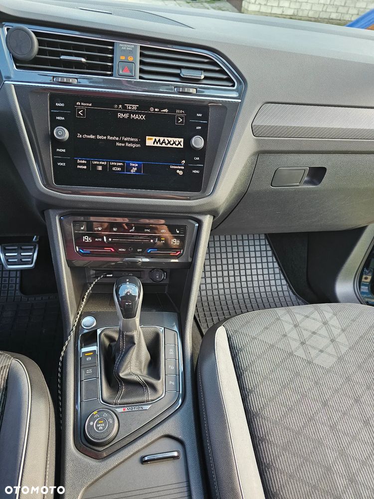 Volkswagen Tiguan 2.0 TDI SCR 4Mot R-Line DSG - 14