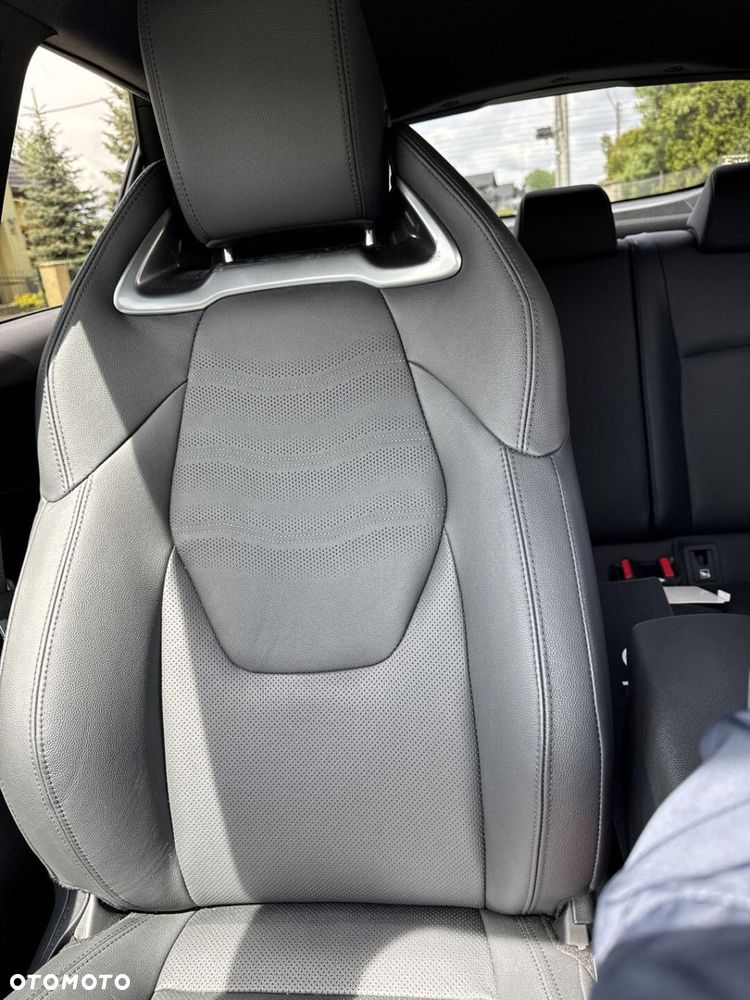 Toyota C-HR - 14