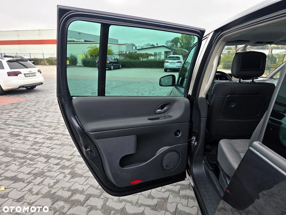 Renault Espace 2.0 dCi Impulsion - 9