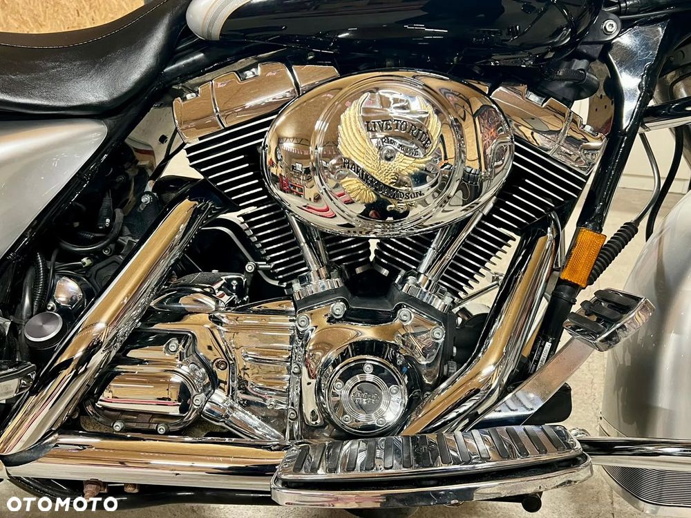 Harley-Davidson Inny - 32