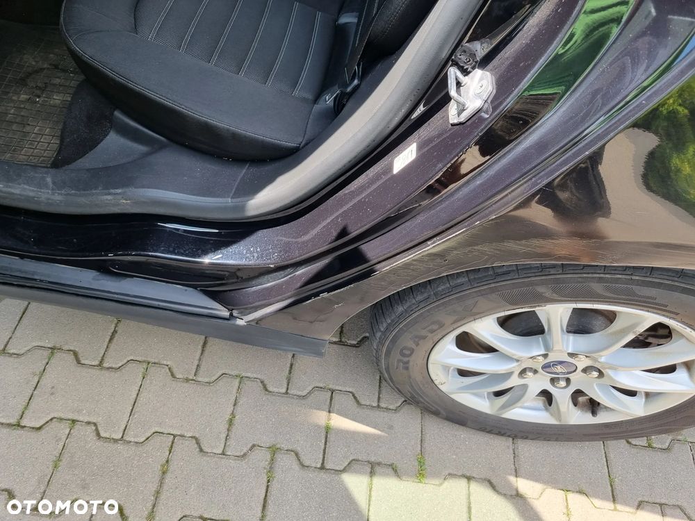 Ford Mondeo 2.0 Hybrid Trend - 14