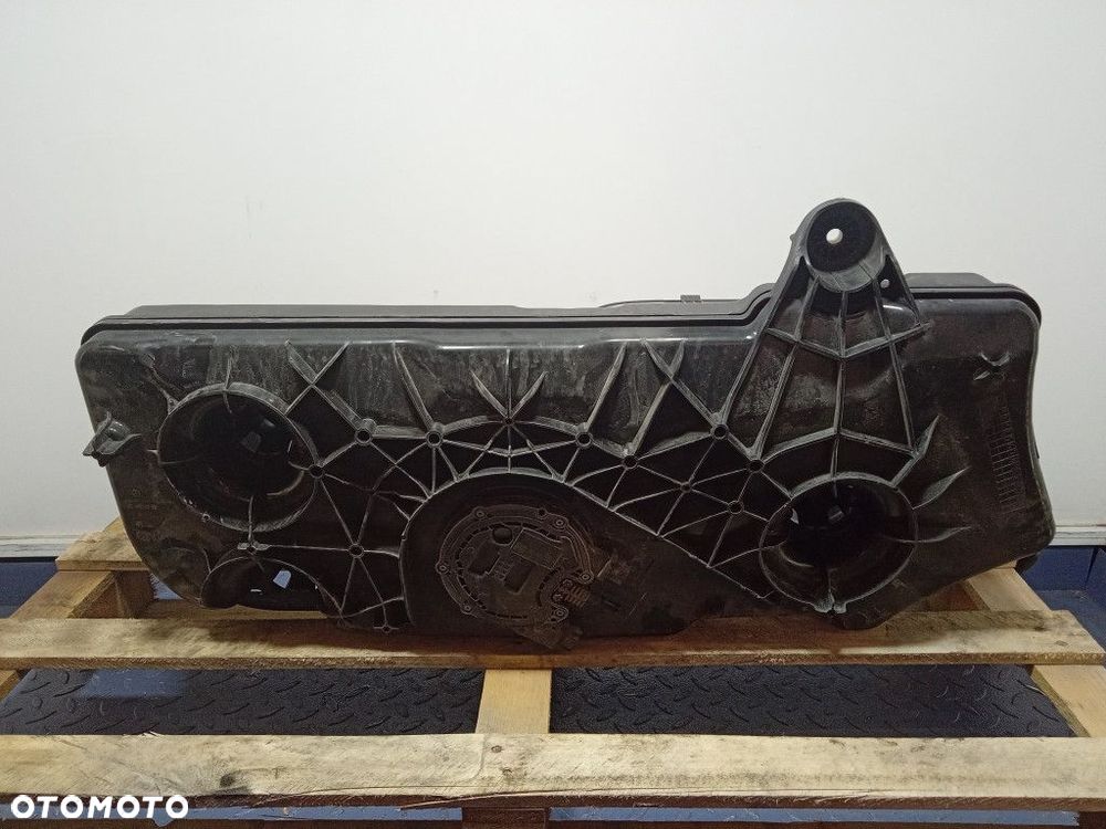 MERCEDES GLS X167 400d 2.9 ZBIORNIK AD BLUE A1674708202 - 5