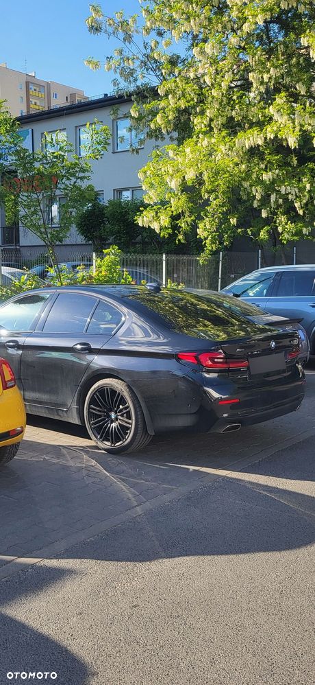 BMW Seria 5 530i xDrive mHEV Luxury Line sport - 24