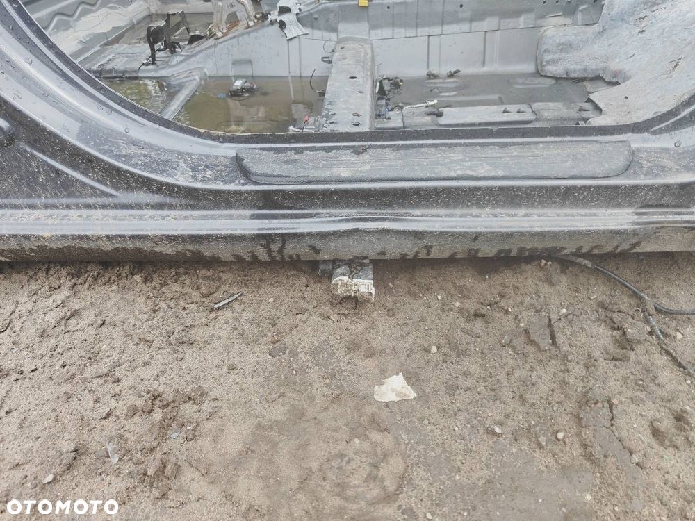 PRÓG PRAWY + SŁUPEK ŚRODKOWY KIA CEED II KOMBI BE - 5
