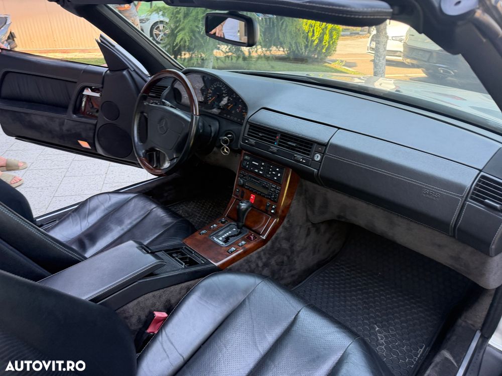 Mercedes-Benz SL - 12