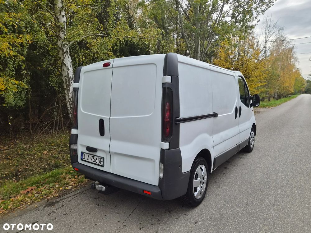 Opel Vivaro - 19