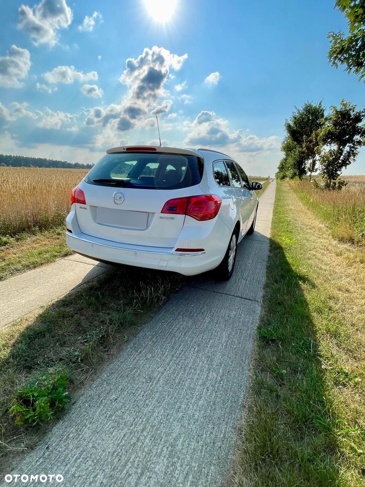 Opel Astra 1.7 CDTI ecoFLEX - 2