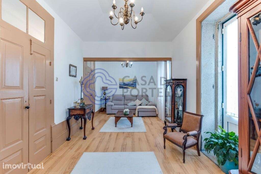 MORADIA EM PEDRA COM TERRENO DE 2970m2 - Grande imagem: 3/59